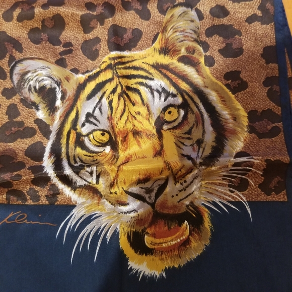 Vintage Anne Klein Silk Big Cat Print Tiger Scarf - Picture 5 of 7